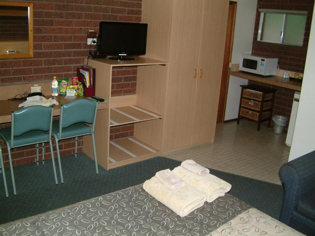 Bairnsdale Tanjil Motor Inn Dış mekan fotoğraf